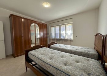 Camera / camera da letto - Three-room apartment L'Aquila - photo 16