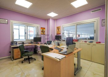 Ufficio - Stabile - Palazzo Via Bergamo
 
13, Pontirolo Nuovo - foto 8