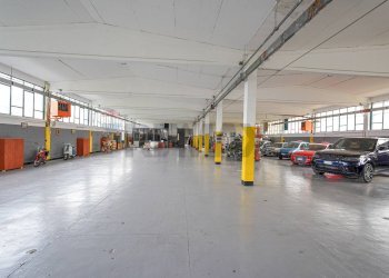 Parcheggio - Stabile - Palazzo Via Bergamo
 
13, Pontirolo Nuovo - foto 13