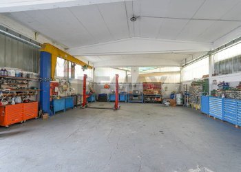 Parcheggio - Stabile - Palazzo Via Bergamo
 
13, Pontirolo Nuovo - foto 15