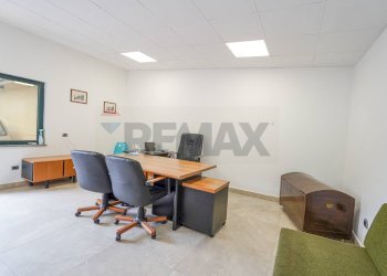 Ufficio - Stabile - Palazzo Via Bergamo
 
13, Pontirolo Nuovo - foto 16