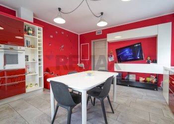 Sala da pranzo - Stabile - Palazzo Via Bergamo
 
13, Pontirolo Nuovo - foto 24