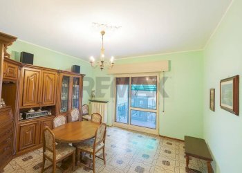 Sala da pranzo - Casa semi indipendente VIA LUIGI SOTTINI
 
8, Cressa - foto 9
