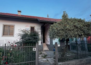 Casa all\'aperto - Casa semi indipendente VIA LUIGI SOTTINI
 
8, Cressa - foto 16