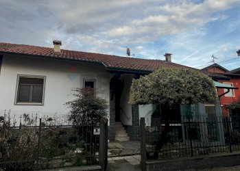 Casa all\'aperto - Casa semi indipendente VIA LUIGI SOTTINI
 
8, Cressa - foto 18