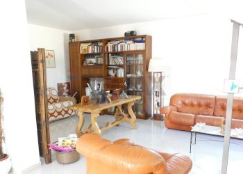 soggiorno - Casa semi indipendente Località Macchia di Mauro
 
16, Vieste - foto 12