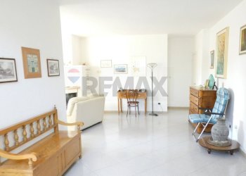 soggiorno - Casa semi indipendente Località Macchia di Mauro
 
16, Vieste - foto 13