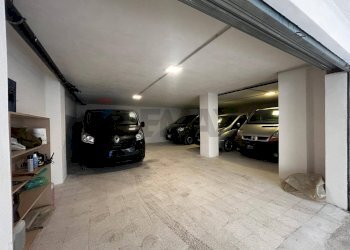 Parcheggio - Box Via Monti
SNC, Vieste - foto 8