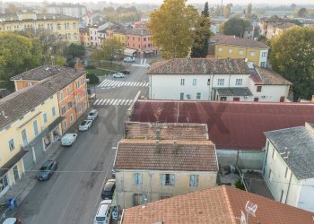 Edificio all\'aperto - Semi-detached house Via Vincenzo Bellini
 
8, Busseto - photo 7