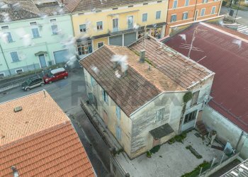 Edificio all\'aperto - Semi-detached house Via Vincenzo Bellini
 
8, Busseto - photo 11