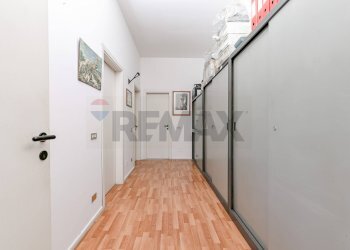 Hall / corridoio - Office Via Ungaretti
7, Cernusco sul Naviglio - photo 9