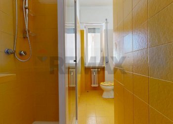 Bagno - Appartamento Piazzale 3 agosto
 
5, Lodi - foto 7