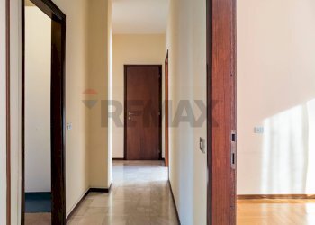 Hall / corridoio - Quadrilocale Via Kennedy
 
17, San Donato Milanese - foto 25