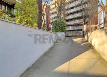 Edificio all\'aperto - Quadrilocale Via Kennedy
 
17, San Donato Milanese - foto 50