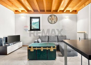 Soggiorno - Appartamento VIA MARCONI
 
10, Bisuschio - foto 2