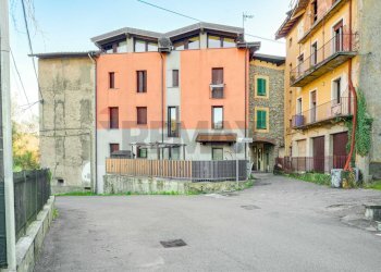 Edificio all\'aperto - Appartamento VIA MARCONI
 
10, Bisuschio - foto 15
