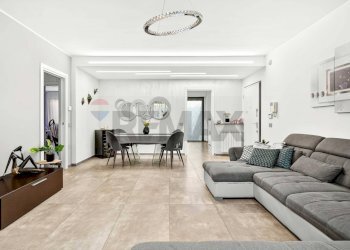 Sala da pranzo - Trilocale CORSO ITALIA
 
54, Busto Arsizio - foto 6