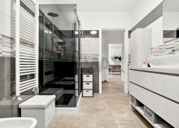 Bagno - Trilocale CORSO ITALIA
 
54, Busto Arsizio - foto 17