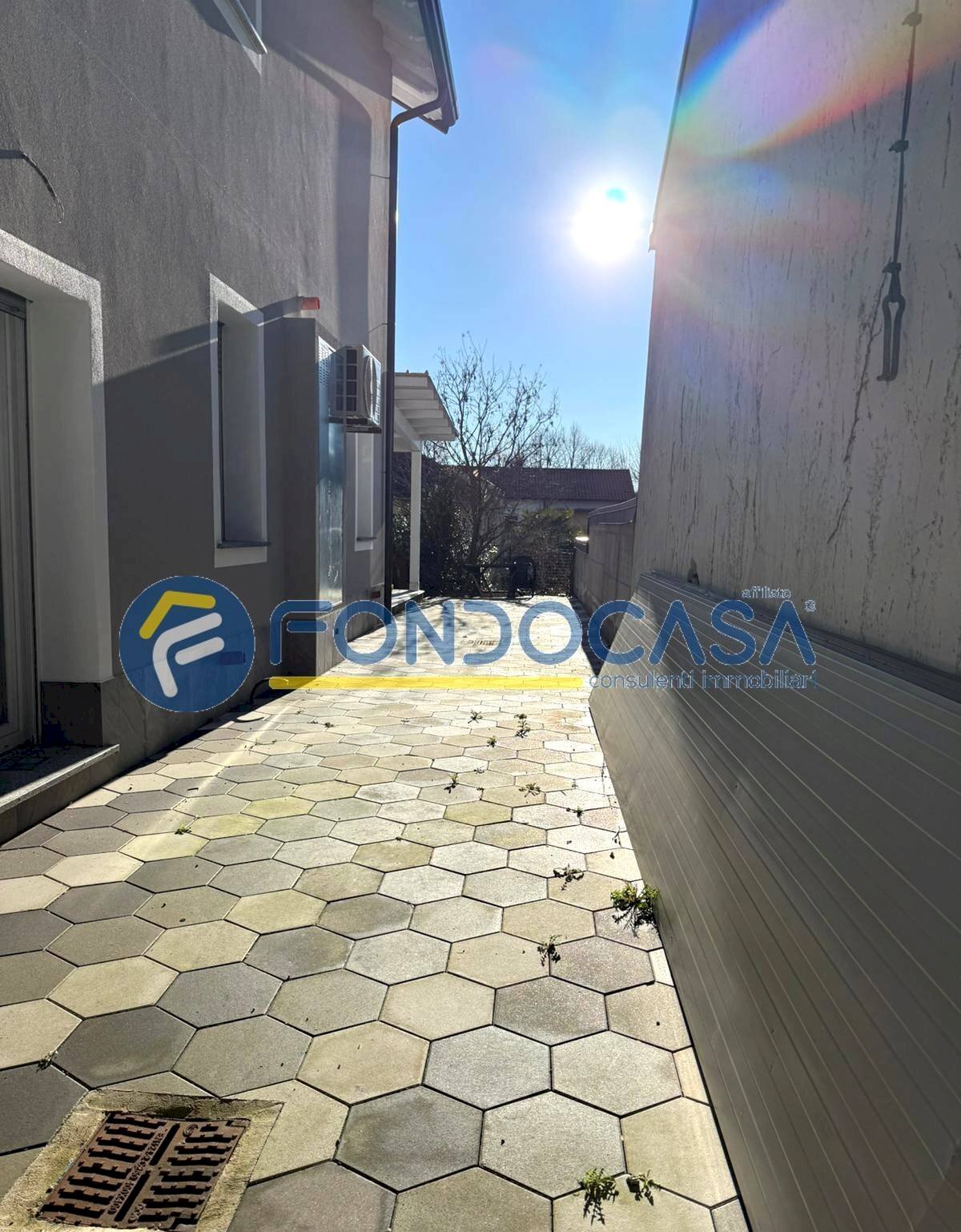 Foto 2 - Trilocale vicolo 24 maggio
 
23, San Vittore Olona - foto 2