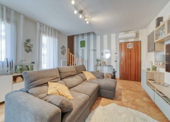 Soggiorno - Trilocale via Lorenzo Perosi
 
108, Pianiga - foto 4