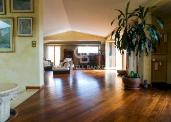 salone living - Attico PIAZZA MALVEZZI
 
23, Desenzano del Garda - foto 6