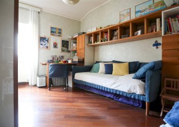 CAMERA DA LETTO - Attico PIAZZA MALVEZZI
 
23, Desenzano del Garda - foto 23