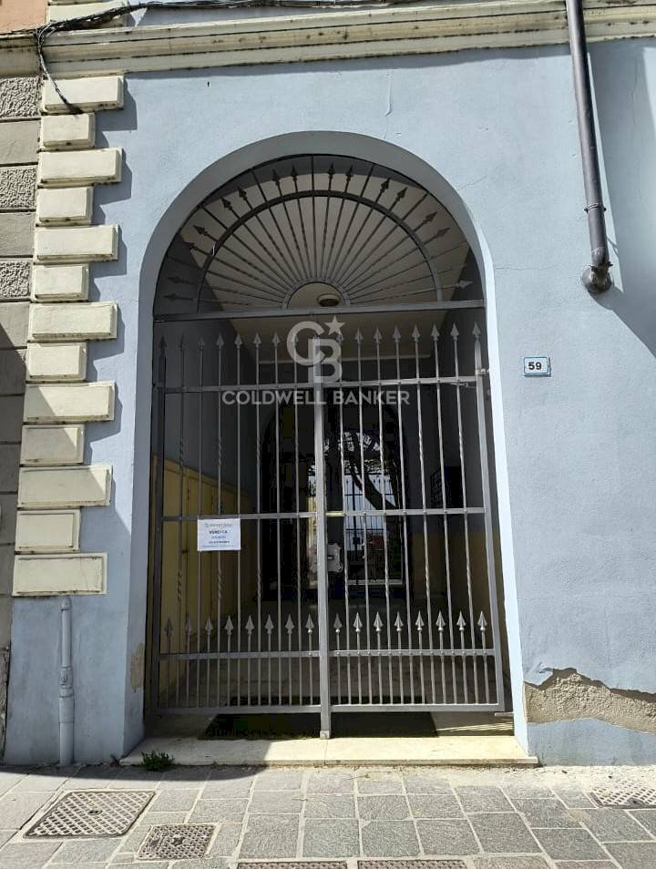 INGRESSO PEDONALE - Box LUNGOLAGO CESARE BETTISTI
59, Desenzano del Garda - foto 2