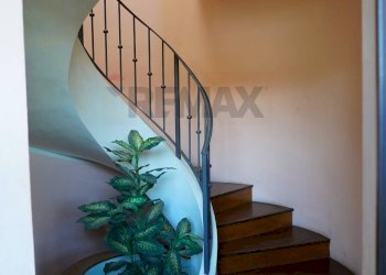 Scale - Villa Madone - foto 48