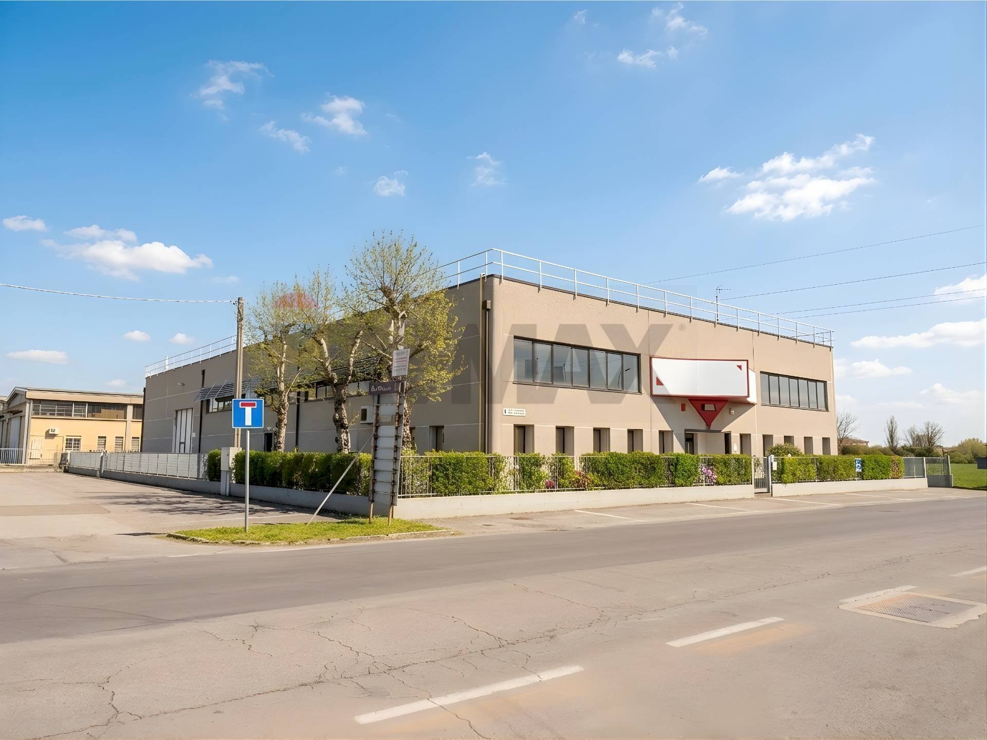 Edificio all\'aperto - Shed VIA DELL'INDUSTRIA
 
67, Reggio nell'Emilia - photo 1