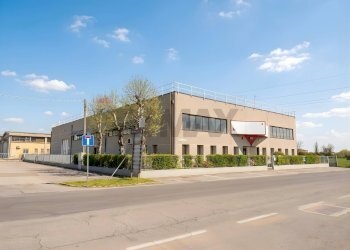 Edificio all\'aperto - Shed VIA DELL'INDUSTRIA
67, Reggio nell'Emilia - photo 1