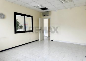 Stanza vuota - Shed VIA DELL'INDUSTRIA
67, Reggio nell'Emilia - photo 6