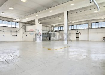 Parcheggio - Shed VIA DELL'INDUSTRIA
67, Reggio nell'Emilia - photo 20