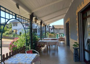 Terrazza - Attività Commerciale via Repubblica
4, Gattico-Veruno - foto 1