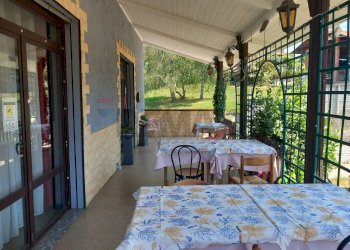 Terrazza - Attività Commerciale via Repubblica
4, Gattico-Veruno - foto 2
