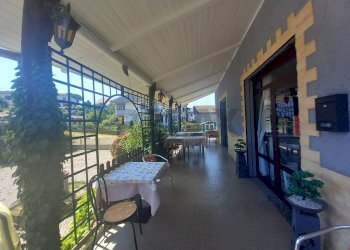 Balcone - Attività Commerciale via Repubblica
4, Gattico-Veruno - foto 4