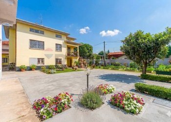 Giardino - Villa Via Ristori
12, Gallarate - photo 5