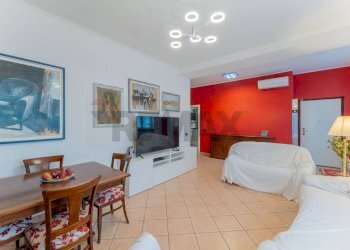 Sala da pranzo - Villa Via Ristori
12, Gallarate - photo 31