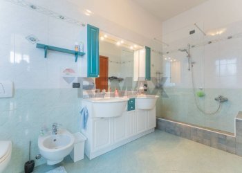 Bagno - Villa Via Ristori
12, Gallarate - photo 43