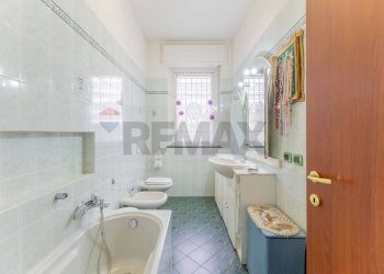 Bagno - Villa Via Ristori
12, Gallarate - photo 55