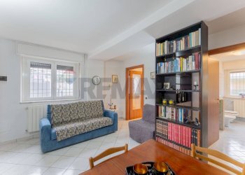 Sala da pranzo - Villa Via Ristori
12, Gallarate - photo 83