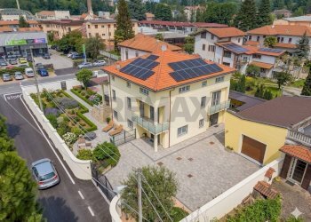 Edificio all\'aperto - Villa Via Ristori
12, Gallarate - photo 132