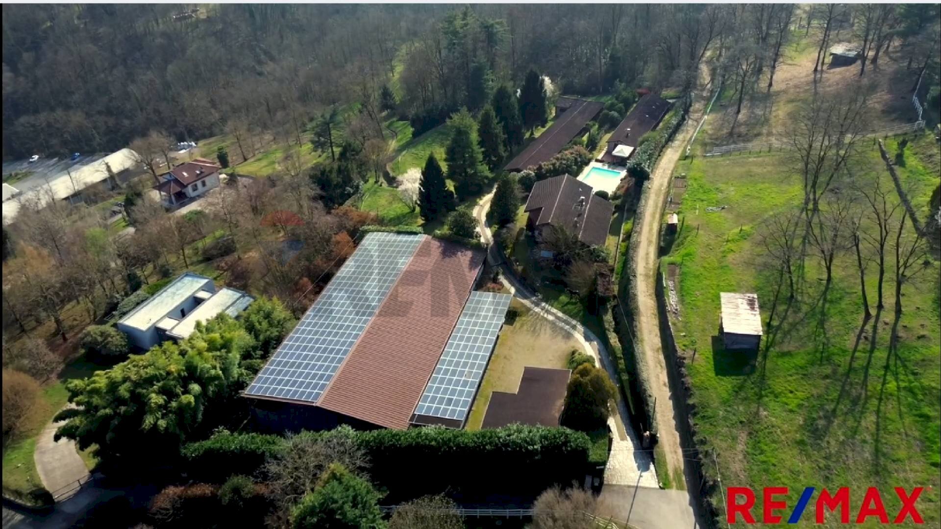 Casa all\'aperto - Villa Via per Meina
 
11, Nebbiuno - foto 2