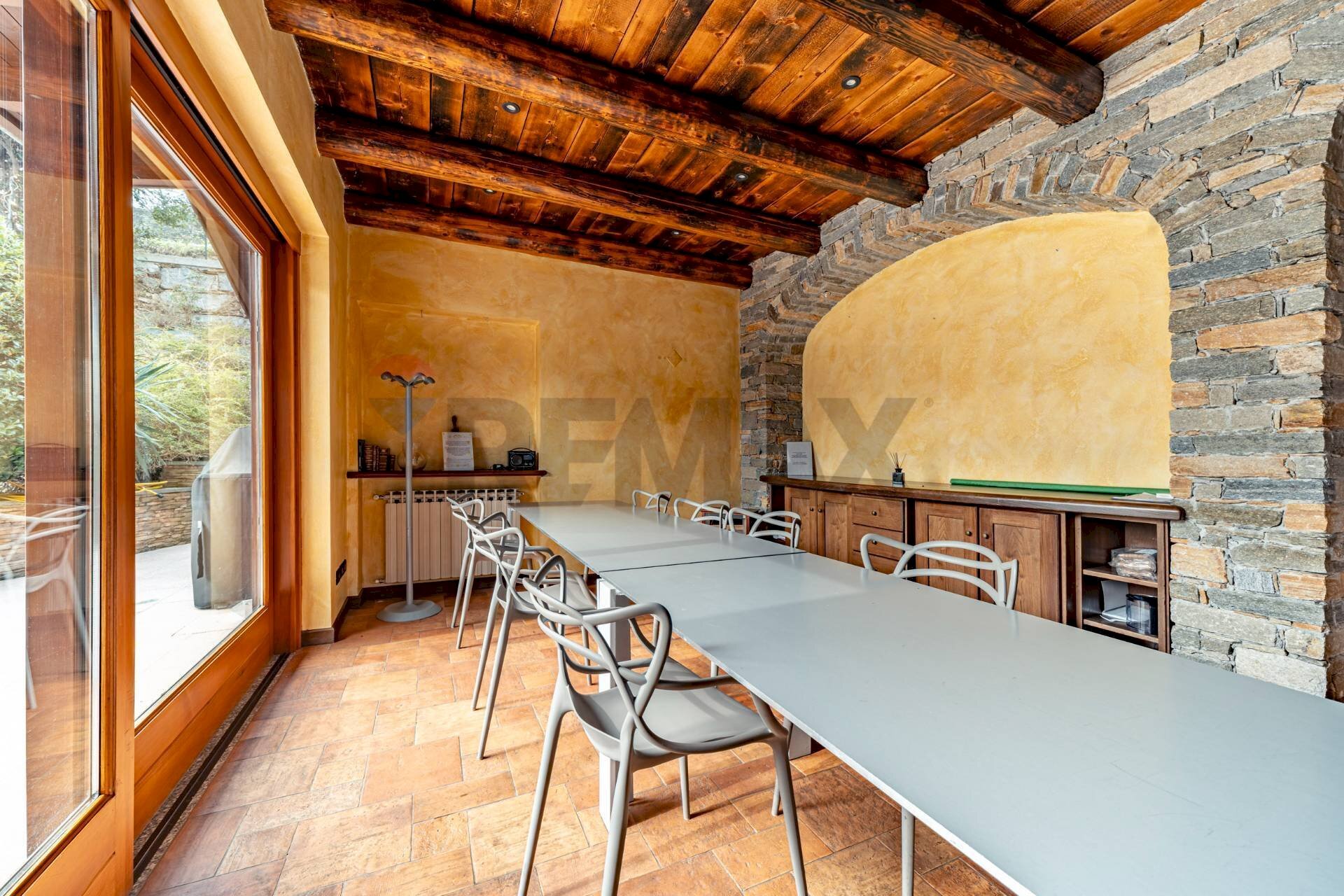 Sala da pranzo - Villa Via per Meina
 
11, Nebbiuno - foto 3