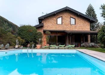 Piscina - Villa Via per Meina
 
11, Nebbiuno - foto 30