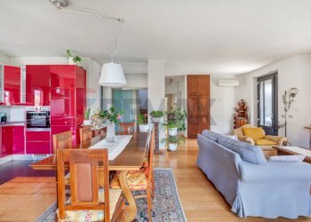 Sala da pranzo - Villa Via Cadorna
 
7, Lesa - photo 12