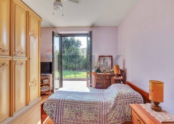 Camera / camera da letto - Villa Via Cadorna
 
7, Lesa - photo 16