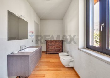 Bagno - Villa Via Cadorna
 
7, Lesa - photo 28