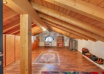 Stanza vuota - Villa Via Cadorna
 
7, Lesa - photo 29