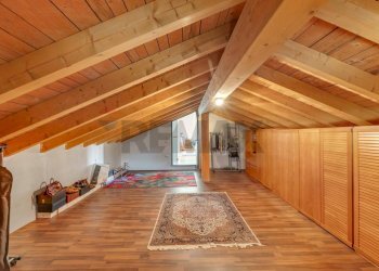 Stanza vuota - Villa Via Cadorna
 
7, Lesa - photo 30