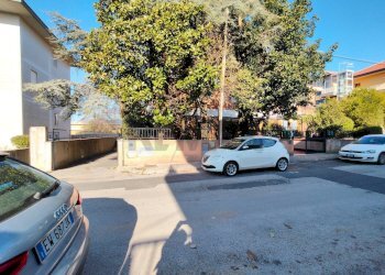 Edificio all\'aperto - Appartamento Via Erasmo Gattamelata
 
14, Ragusa - foto 2